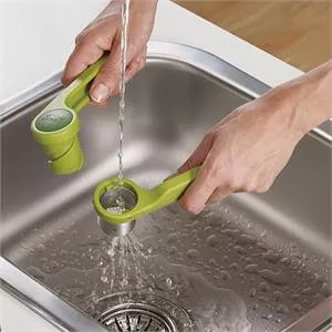 Joseph Joseph Helix Garlic Press